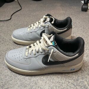 Nike Air Force 1 Gray and Black Sneakers Size 12